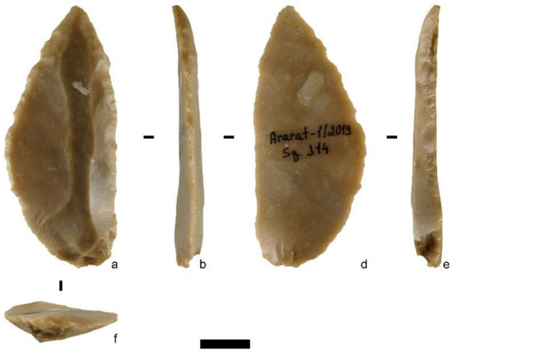 Prehistoric hunter-gatherers stayed connected across 200 kilometers ...