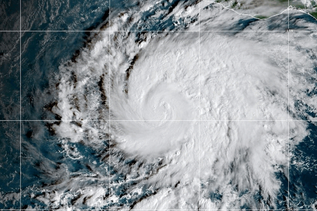 Vance intensifies rapidly and could become a major Category 3 hurricane ...