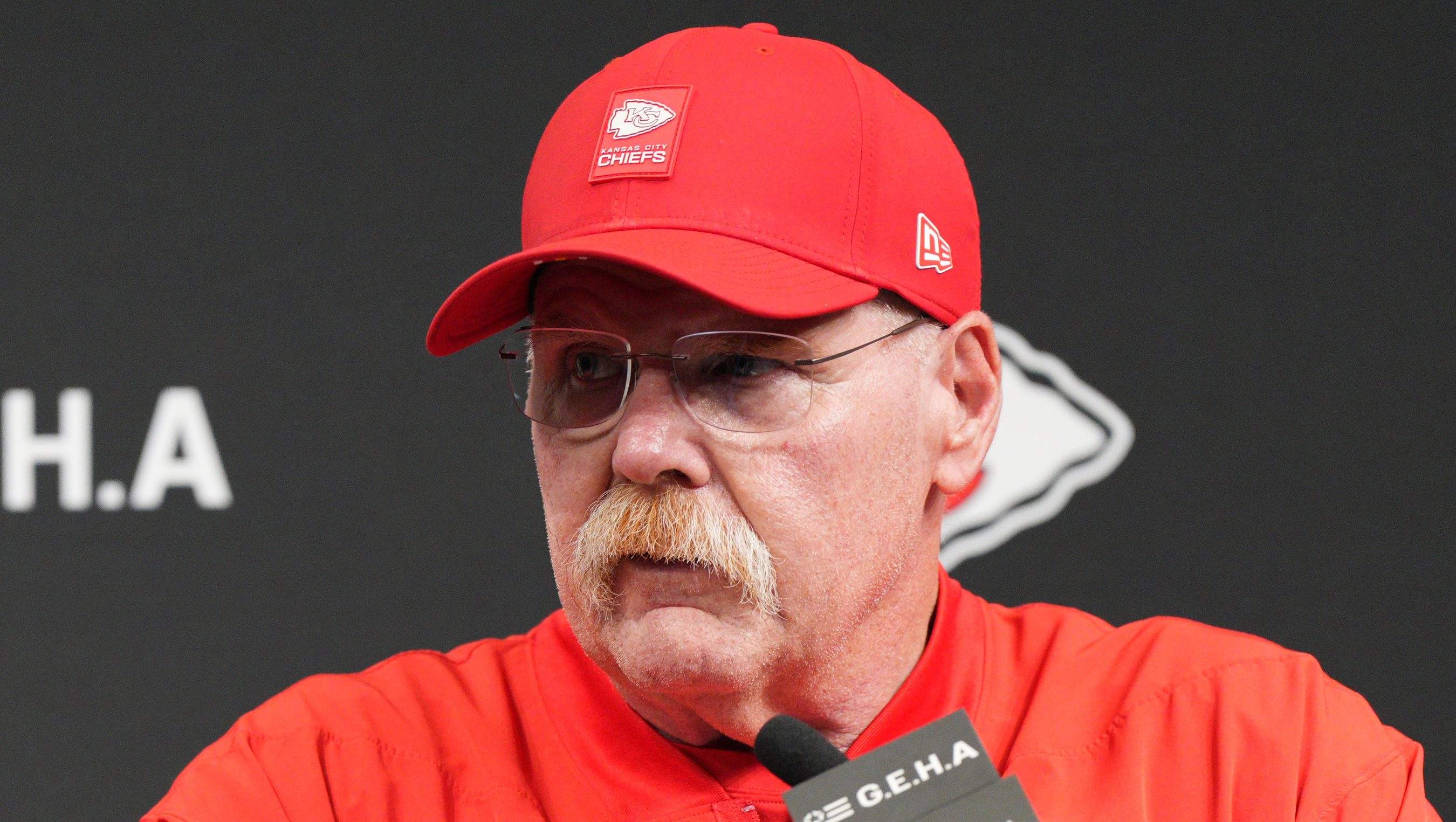 Andy Reid gets irritated with media over Josh Simmons questions