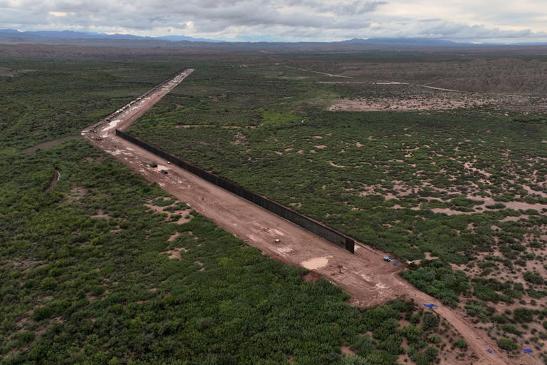 AP exclusive: Trump’s border chief defends wall plans in Texas’ Big ...