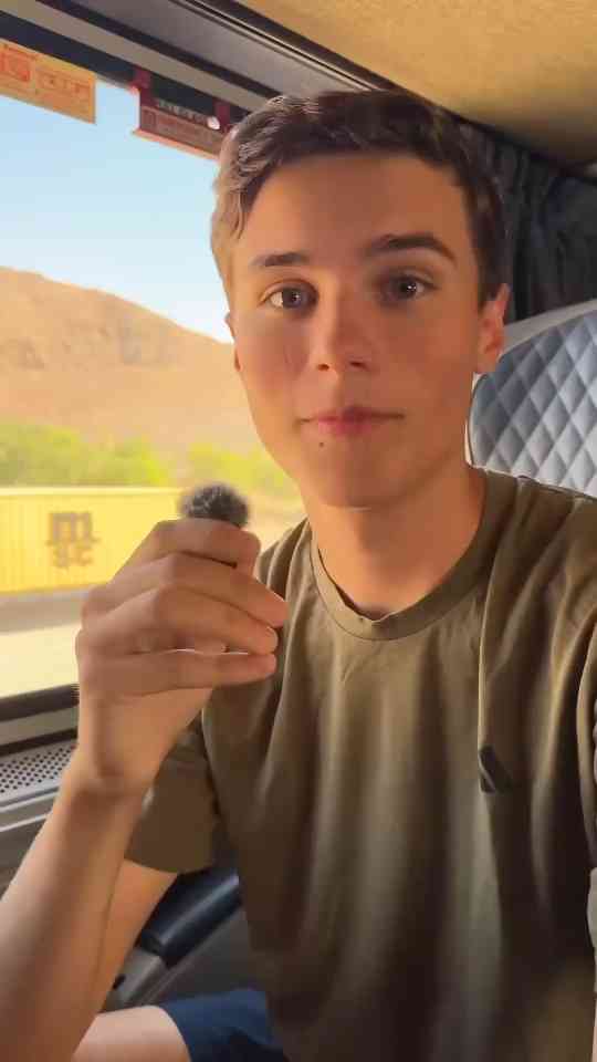 I’m taking a 100+ hour train ride across the country! 🚆😳
