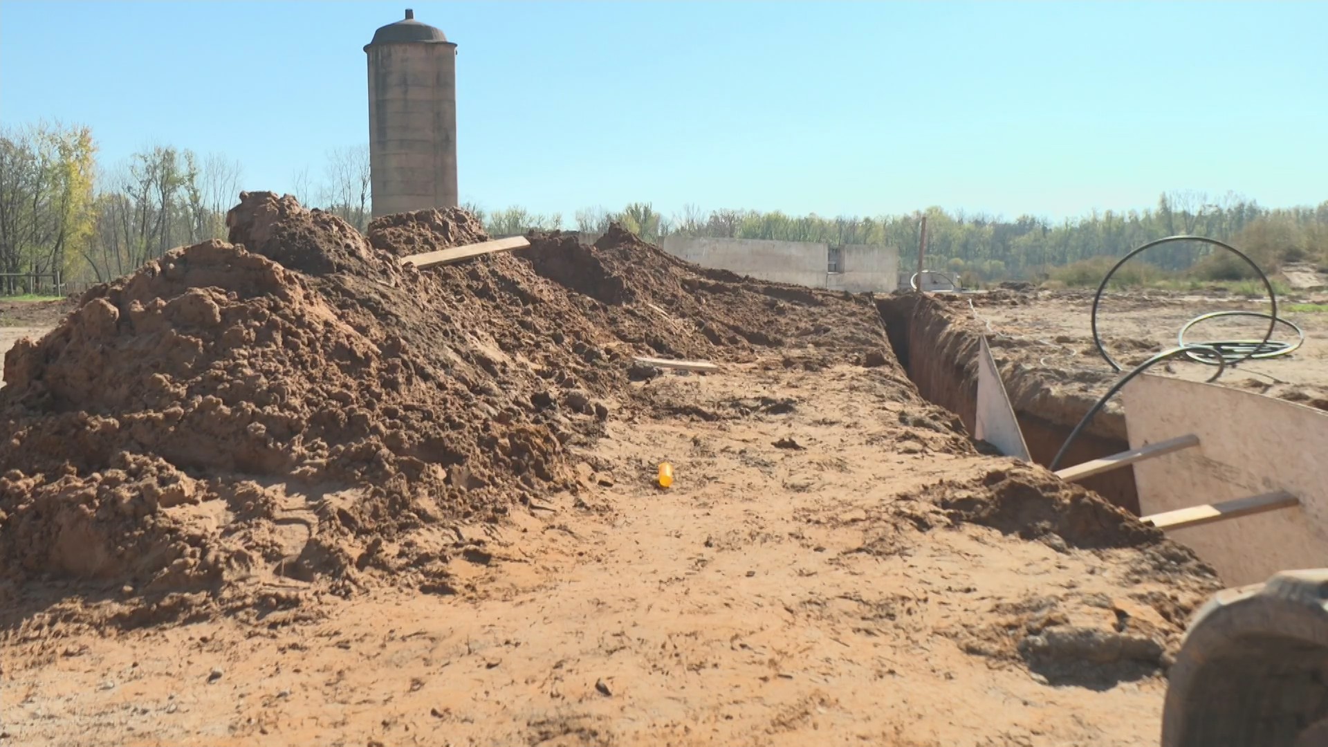 Father recovering from trench collapse hopes to watch son's undefeated ...