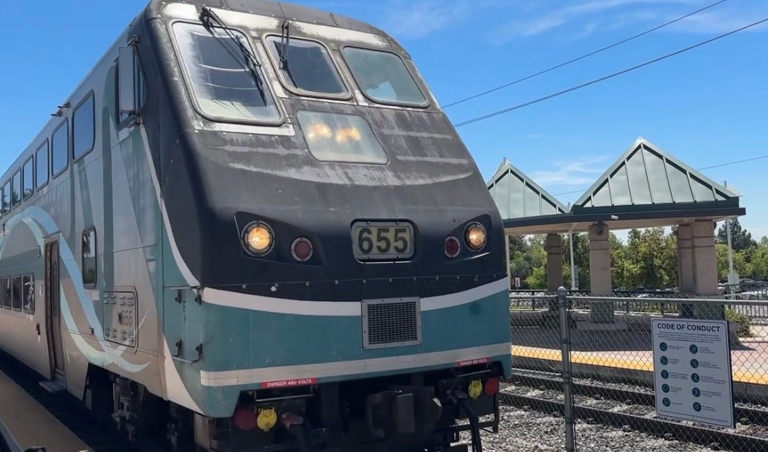 High tides to disrupt SoCal travel. Metrolink, Amtrak schedule updates