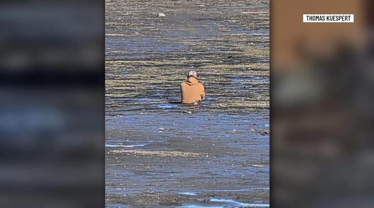 Duck hunter rescued after getting stuck in Sebasticook Lake mud