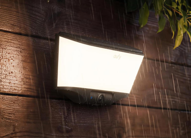 Eufy wall light cam S4 review: a prettier way to protect your home