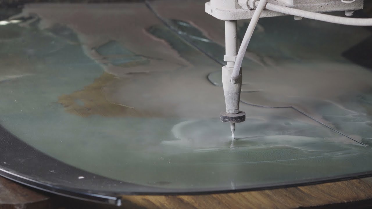 Windshield vs 60,000 PSI waterjet in slow motion