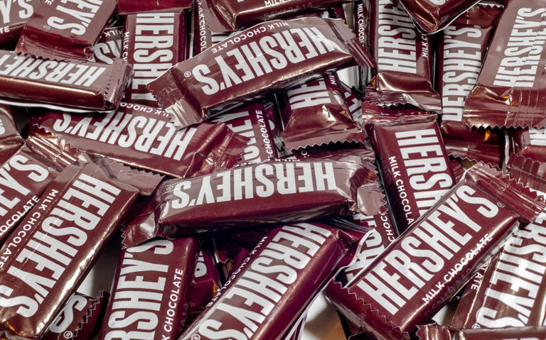 Hershey to release protein powder — as CEO hopes to entice consumers on ...