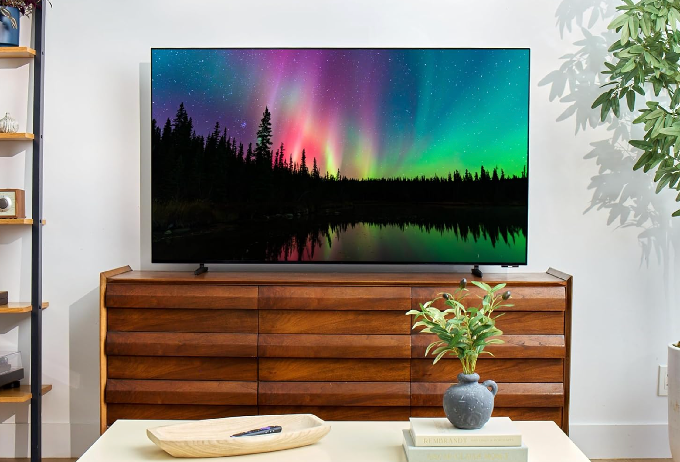 The Roku Pro Series LX OLED TV has finally dropped on Amazon, and ...