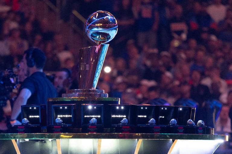 Knicks reveal $3.7 million plan for employee championship rings after ...