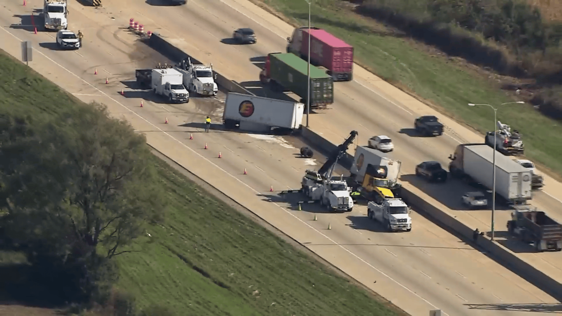 Westbound I-80 shut down in south suburbs after trailers detach from ...