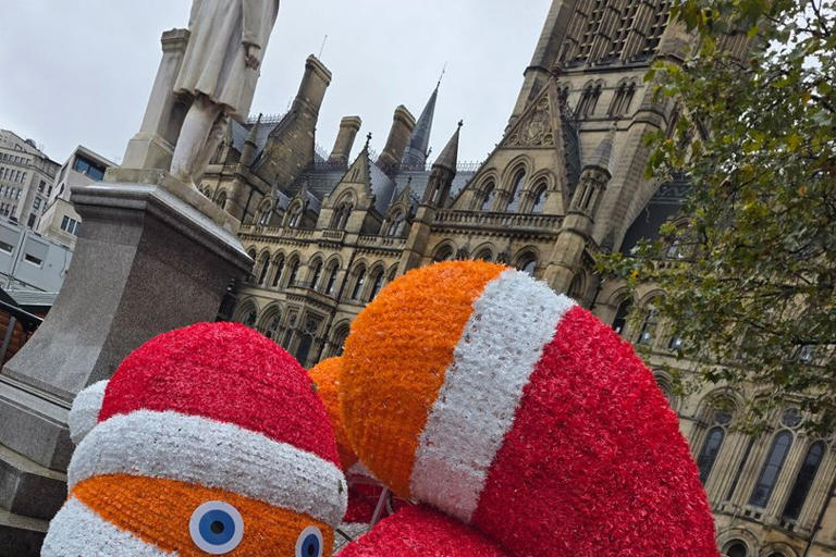 Giant Santa is back on Albert Square as Manchester gets ready for ...