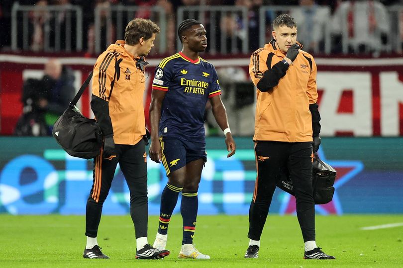 Arsenal dealt major injury blow as Bukayo Saka faces lengthy absence ...