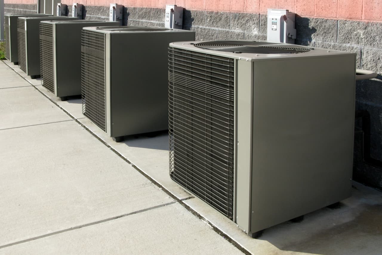 Comfort Systems stock plunges after strong earnings. Why Wall Street isn't buying it.