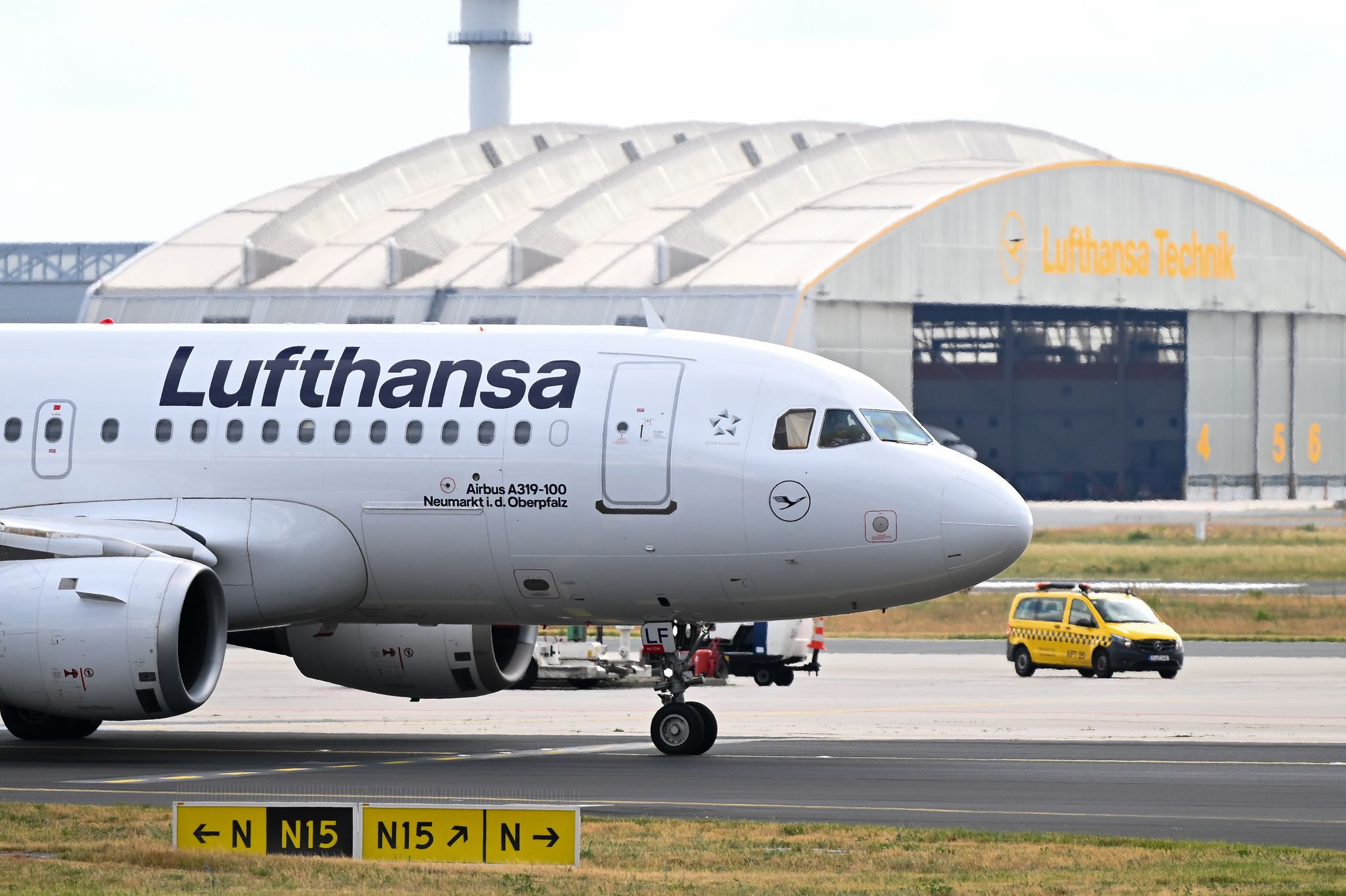 Lufthansa drops Dubai flights again over Middle East outlook