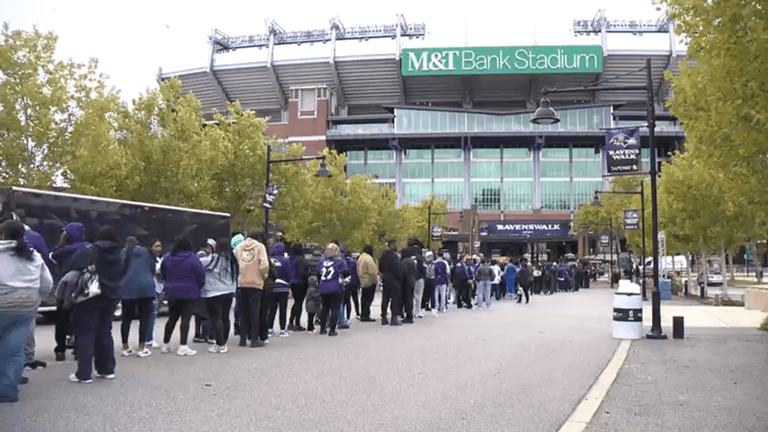 Major lane closures near M&T Bank Stadium for Ravens game, breast ...