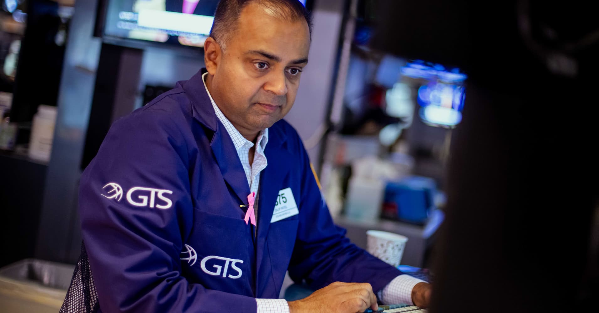 Investors are starting to find opportunities in the battered bond market