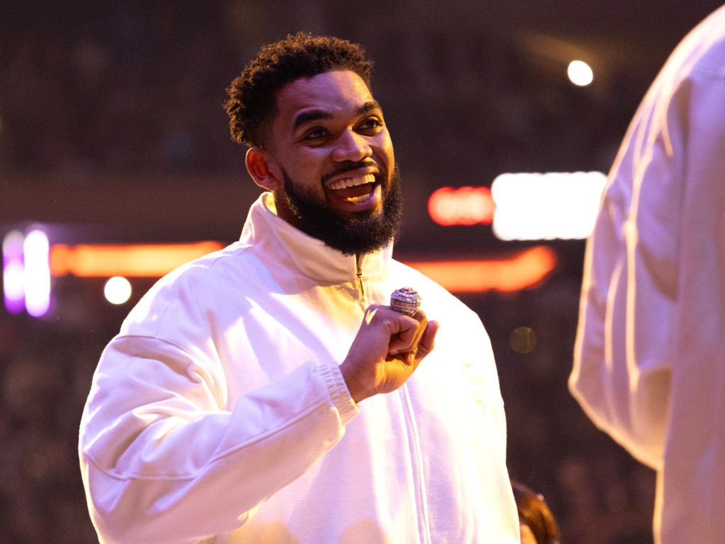 Knicks reveal $3.7 million plan for employee championship rings after ...