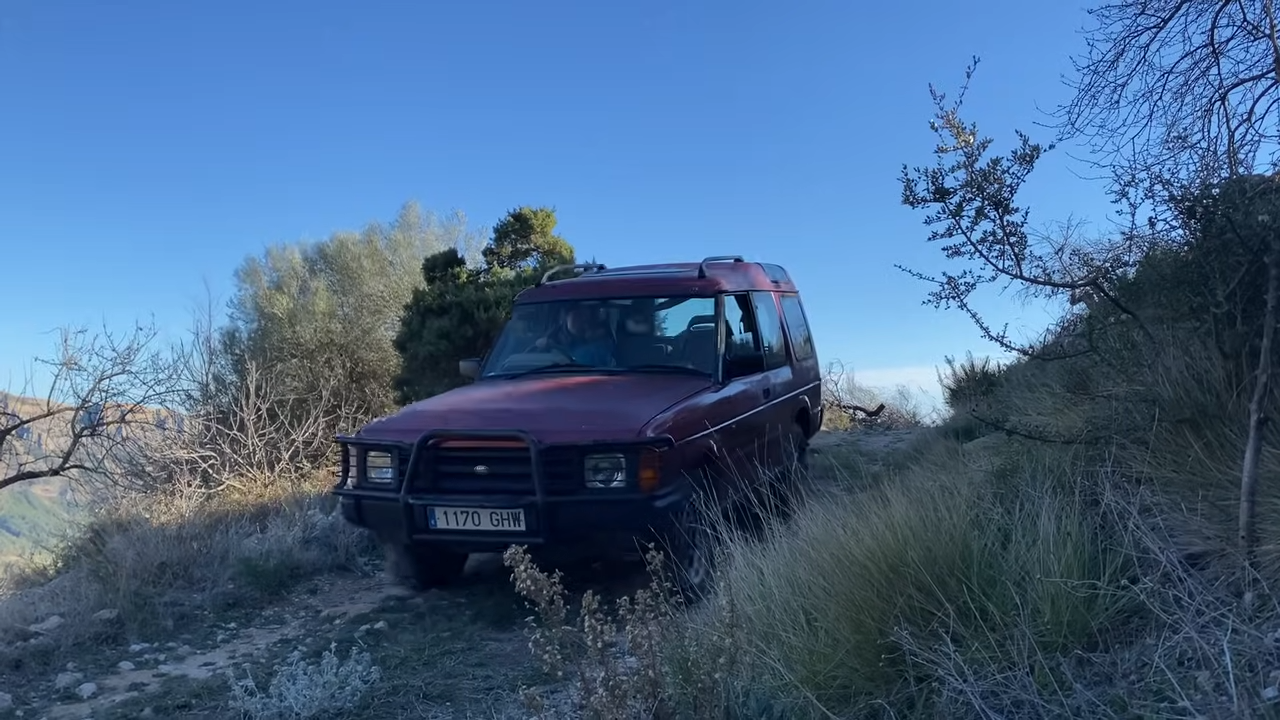 Behind the scenes of a Land Rover commercial
