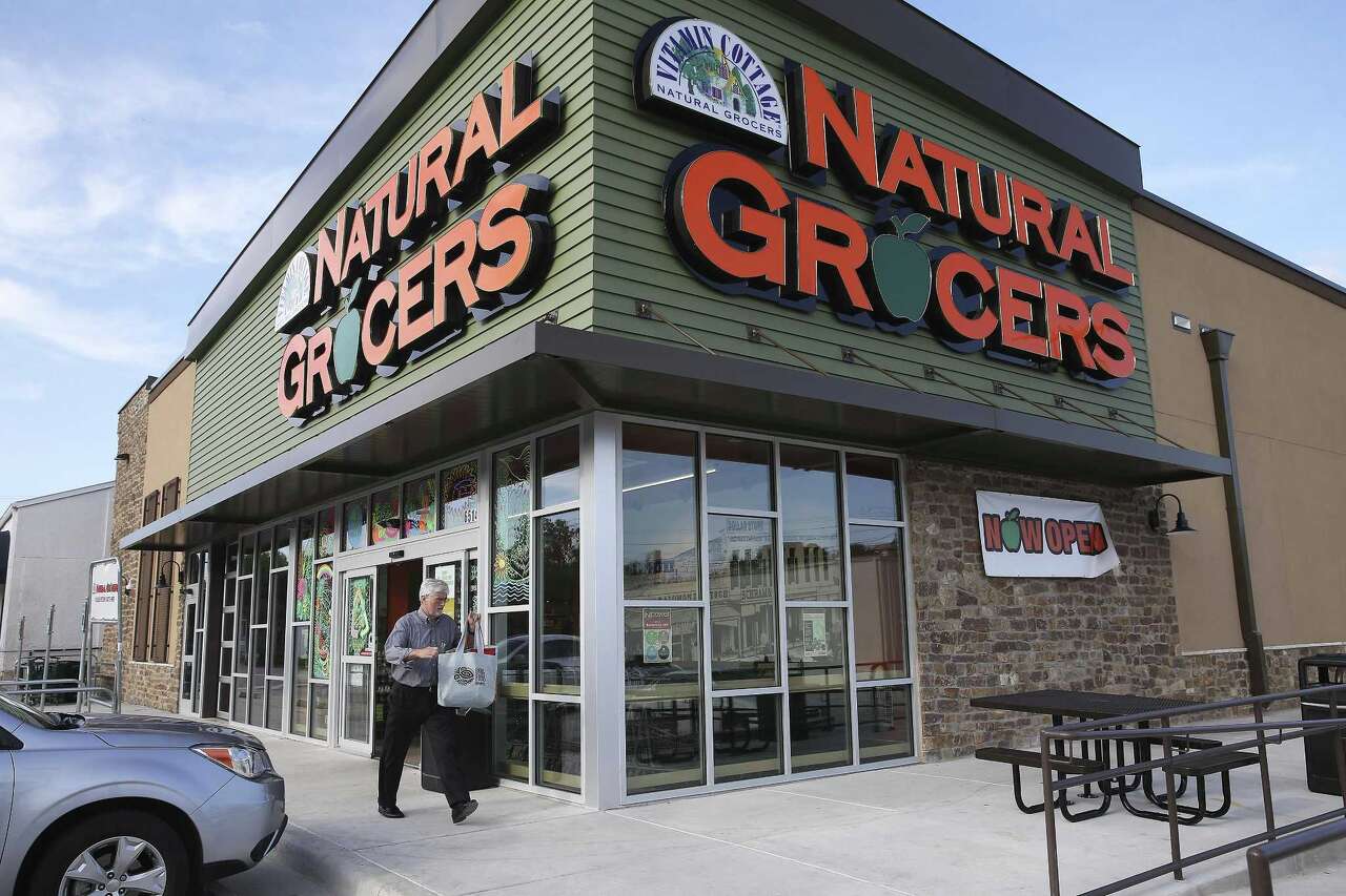 Beans sold at San Antonio grocery stores recalled over glass risk