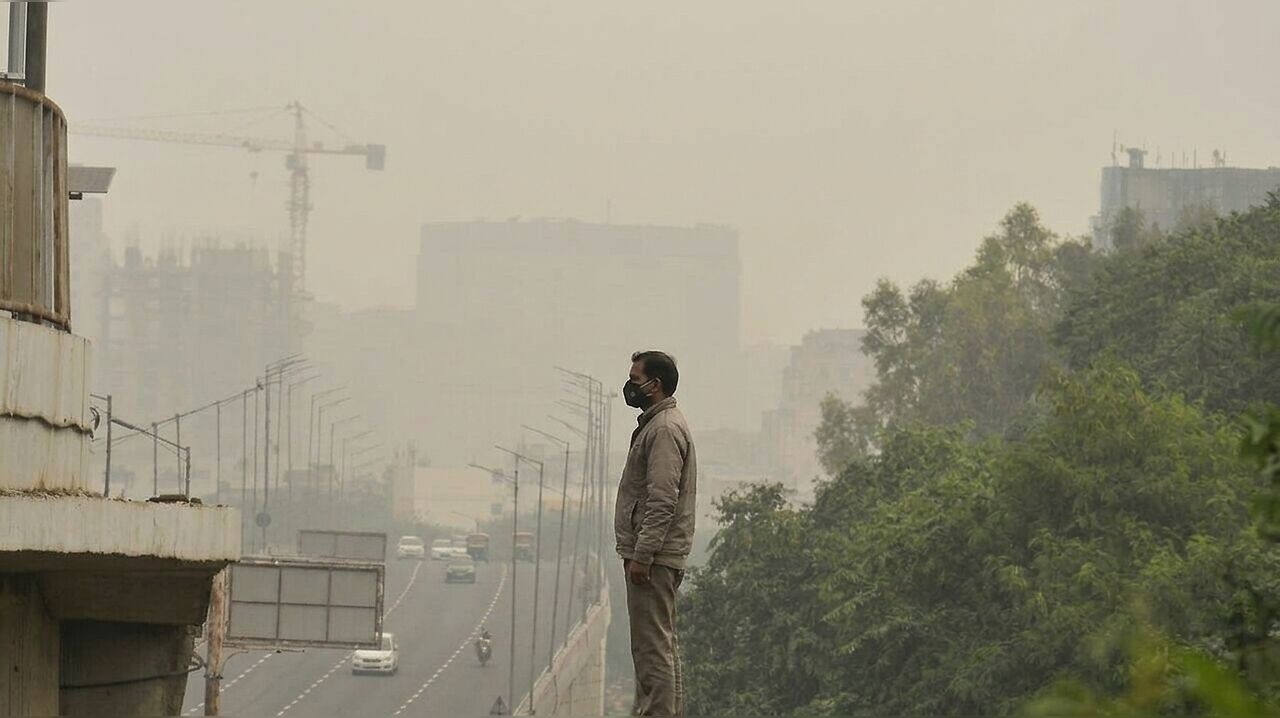 Gurgaon air quality slips to 'poor' category as cooler weather traps ...