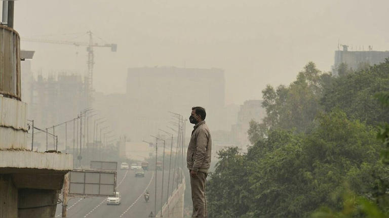 Gurgaon air quality slips to 'poor' category as cooler weather traps ...