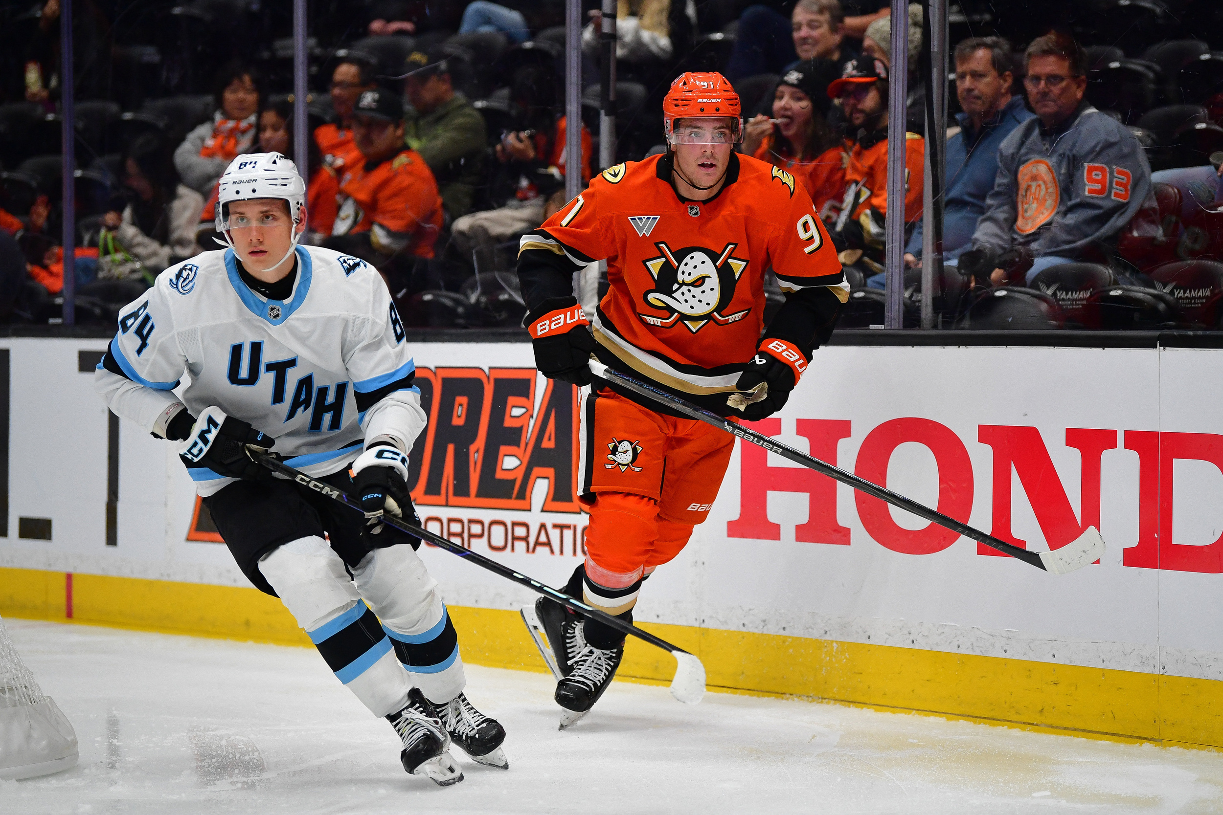 Mammoth sign Artem Duda to two-year extension