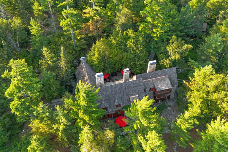 House of the week: A Canadian compound on a remote private island