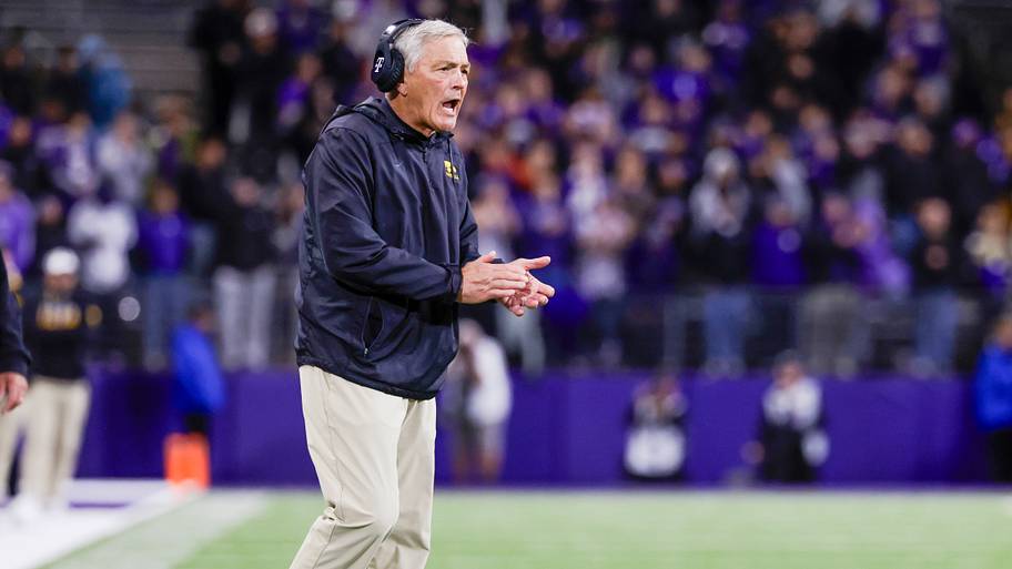 Hawkeye news roundup: Kirk Ferentz honored, Kade Pieper an All-American ...