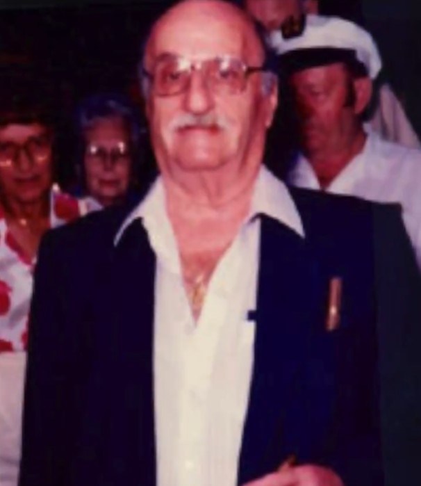 Las Vegas police ask for public’s help in 1990 cold case robbery, murder