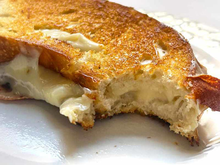 Not cheddar, not American - grilled cheese is so much creamier when you ...