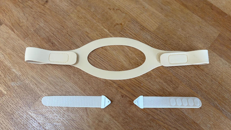 Philips ReAura review: The LED mask that adapts to different areas of ...