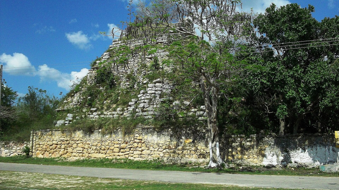 Archaeologists found 96 homes showing a Maya city stayed inhabited for ...