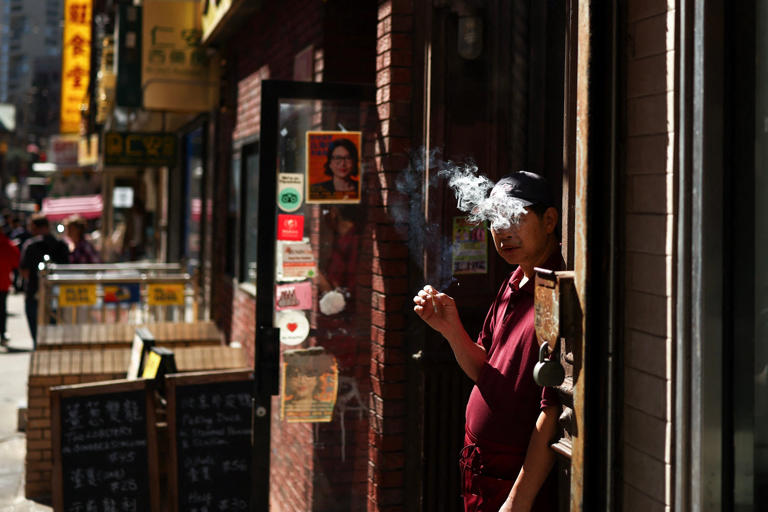 The top 5 cause s of lung cancer in non-smokers