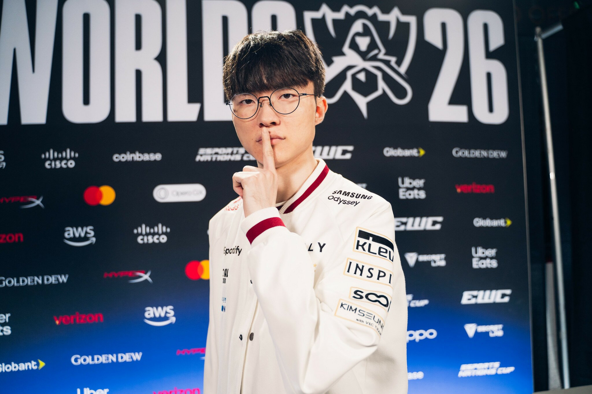 T1 defeats Brazil's 1st seed LOS in 24 minutes