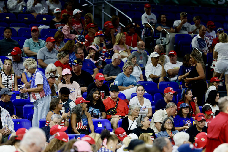 At Fort Myers rally, Trump’s Florida faithful stand united