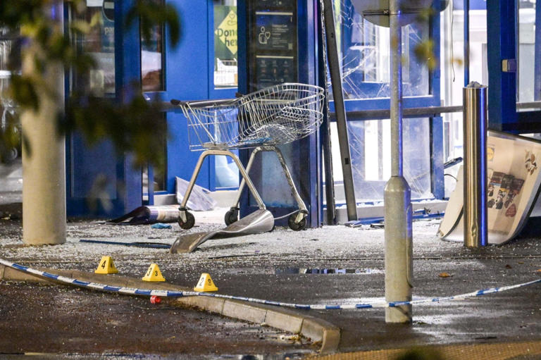 Man in 30s dead after driver suffers medical episode and crashes into ...