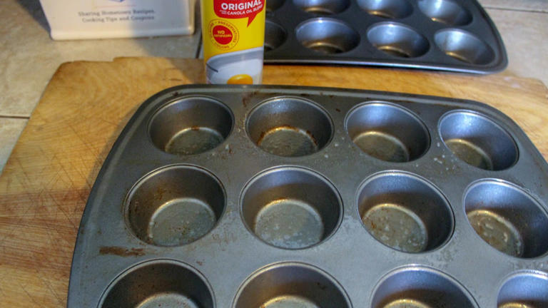 These mini pot pies made from turkey leftovers are yummy - Turkey cups