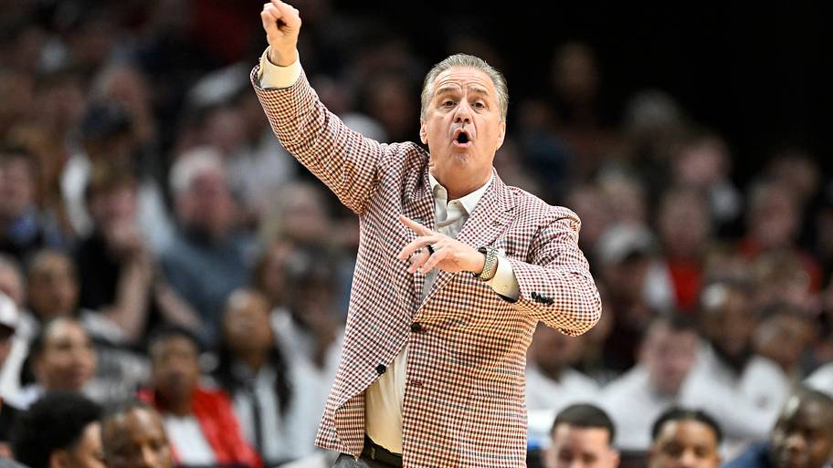 Gonzaga faces an early test against John Calipari's loaded Arkansas roster