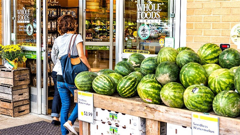 Trader Joe's vs. Whole Foods: Which grocery chain is cheaper?