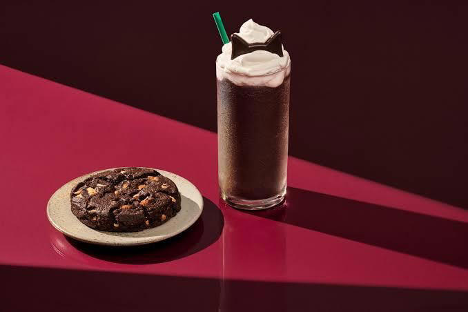Starbucks has brought back Salem the cat for its Black Cat Frappuccino ...