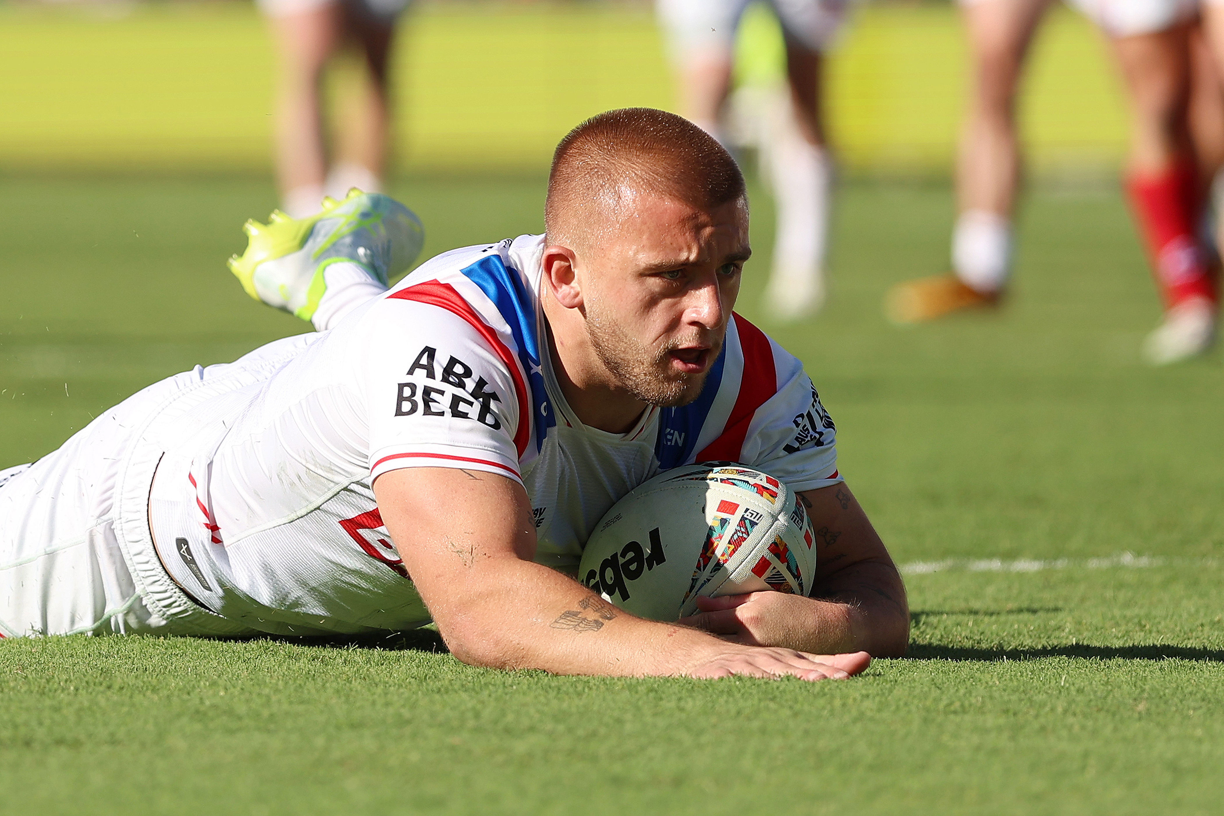 England crush France 82-0 to keep Rugby League World Cup hopes alive