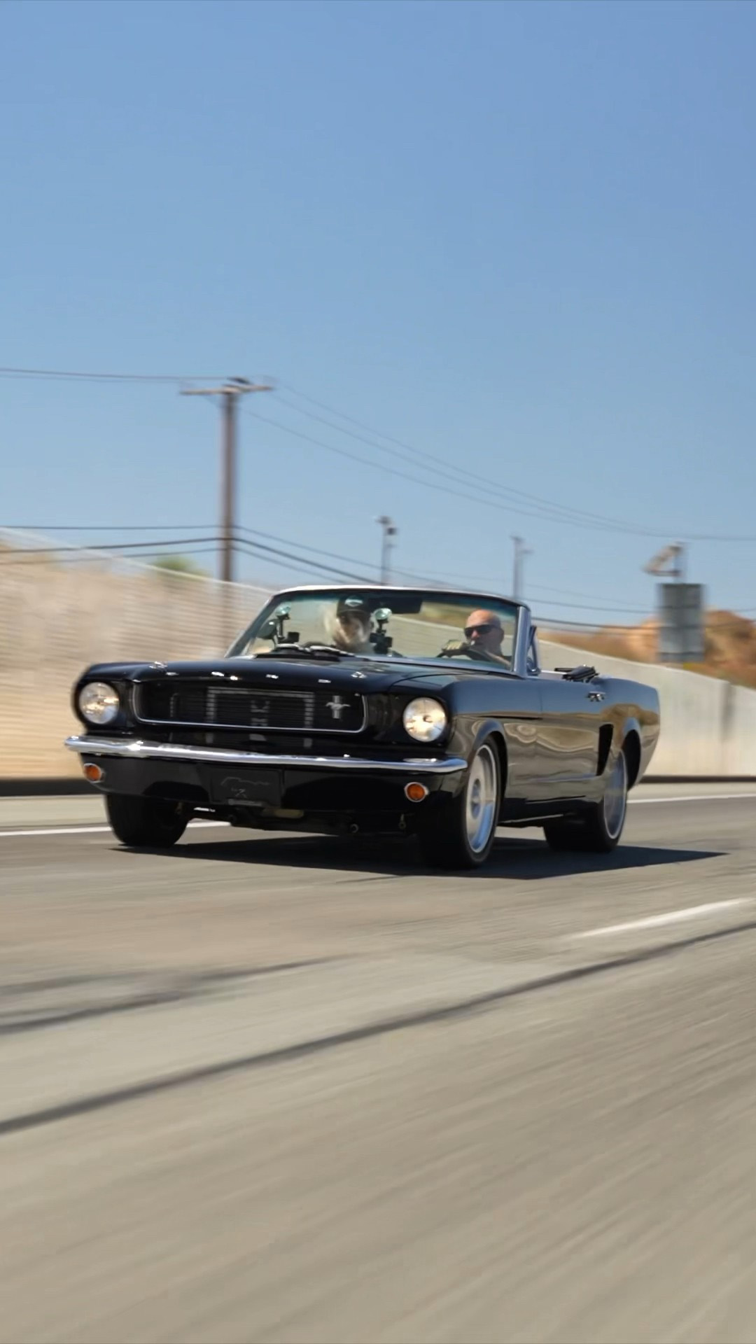 Ford Mustang big block unleashes 1,200 HP with nitrous