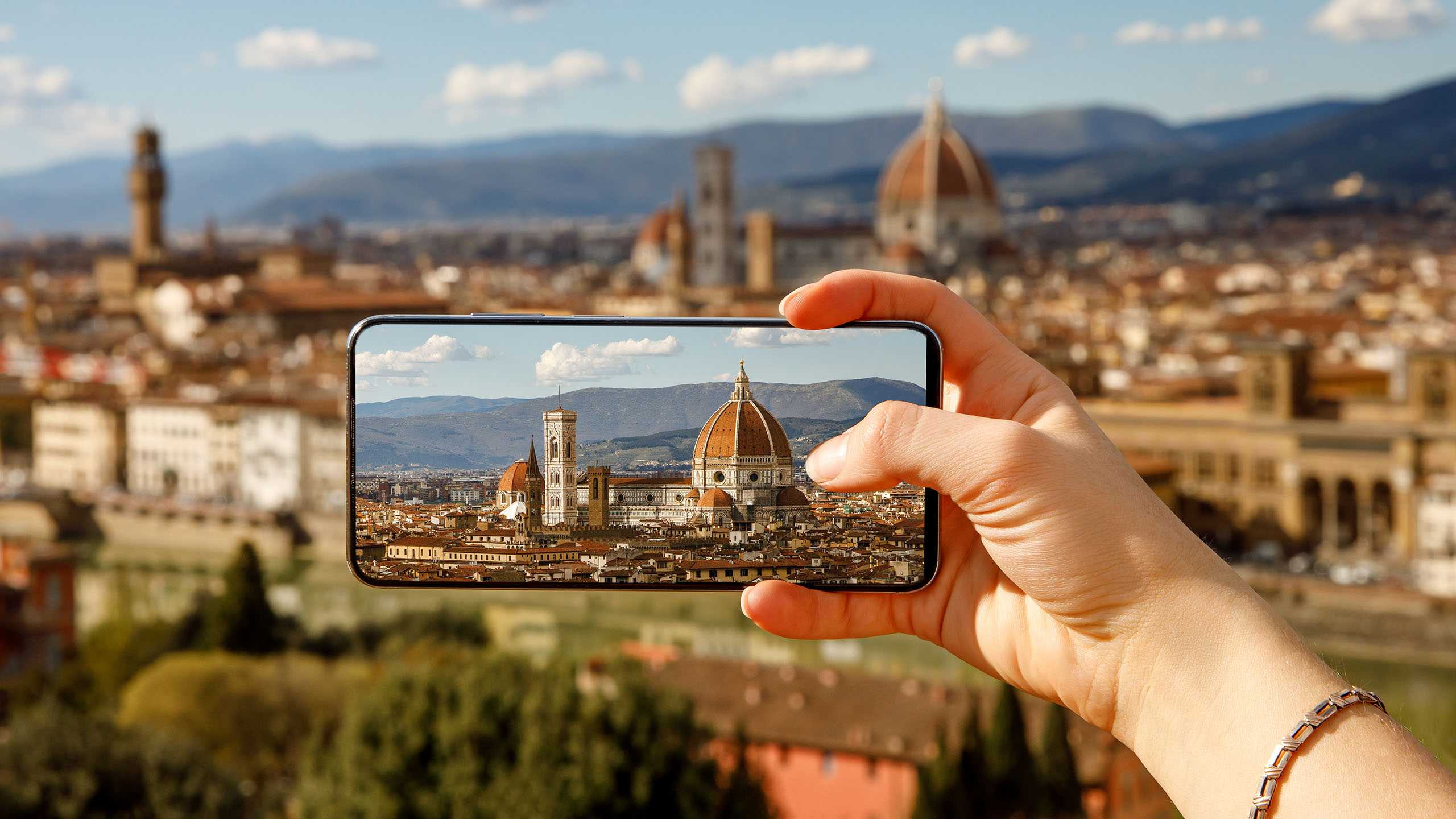 How to show only your own photos in the iPhone photo library