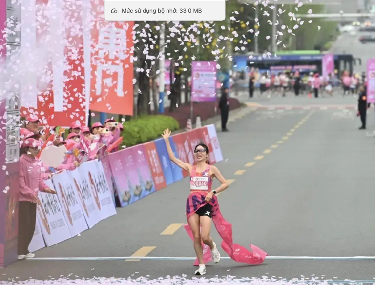 Former Chinese nurse earns $750,000 in 10 months by running marathons