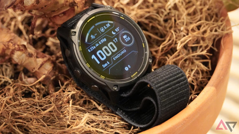 Garmin opens the mic, speaker, and LTE to third-party watch apps