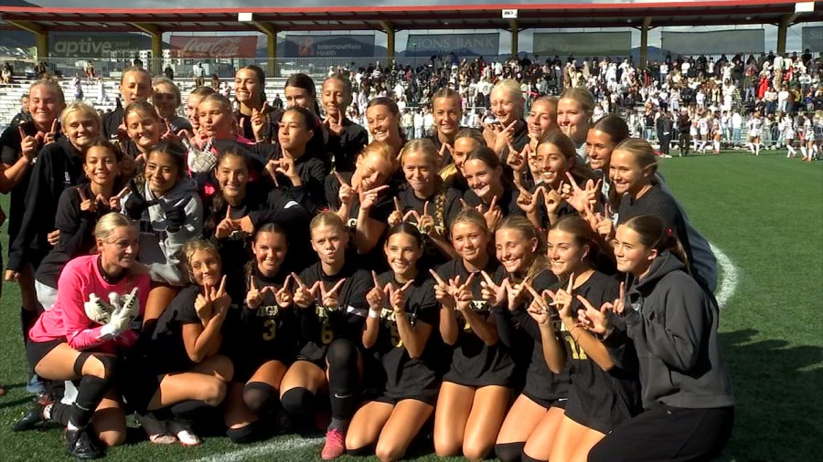 Lone Peak girls soccer blanks Davis to win 6A title