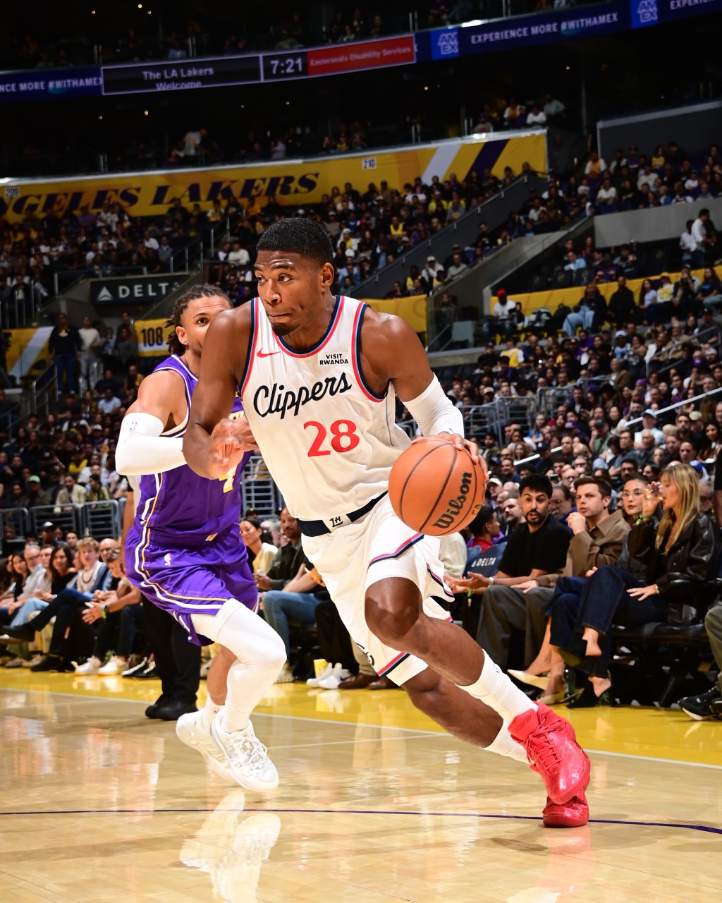 Rui Hachimura has a hilarious Lakers locker-room mix-up in Clippers debut