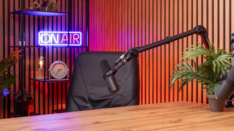 5 reasons to buy a USB microphone instead of another gaming headset