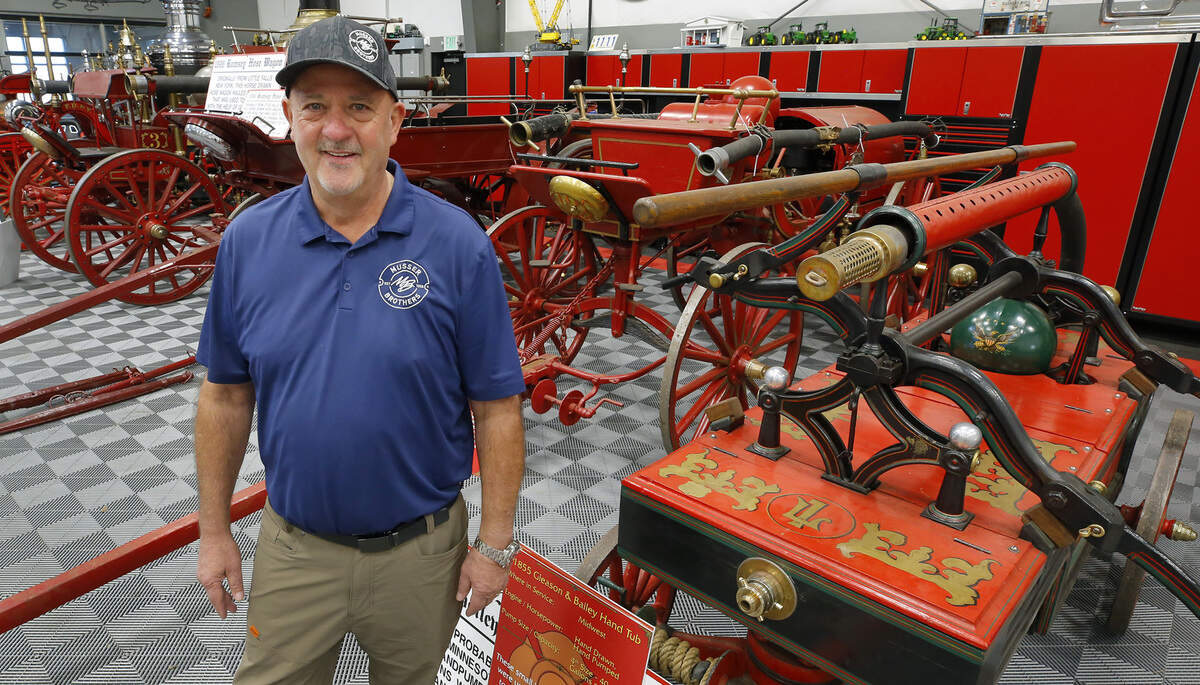 Pasco auction house finds new homes for Western WA collector's vintage ...