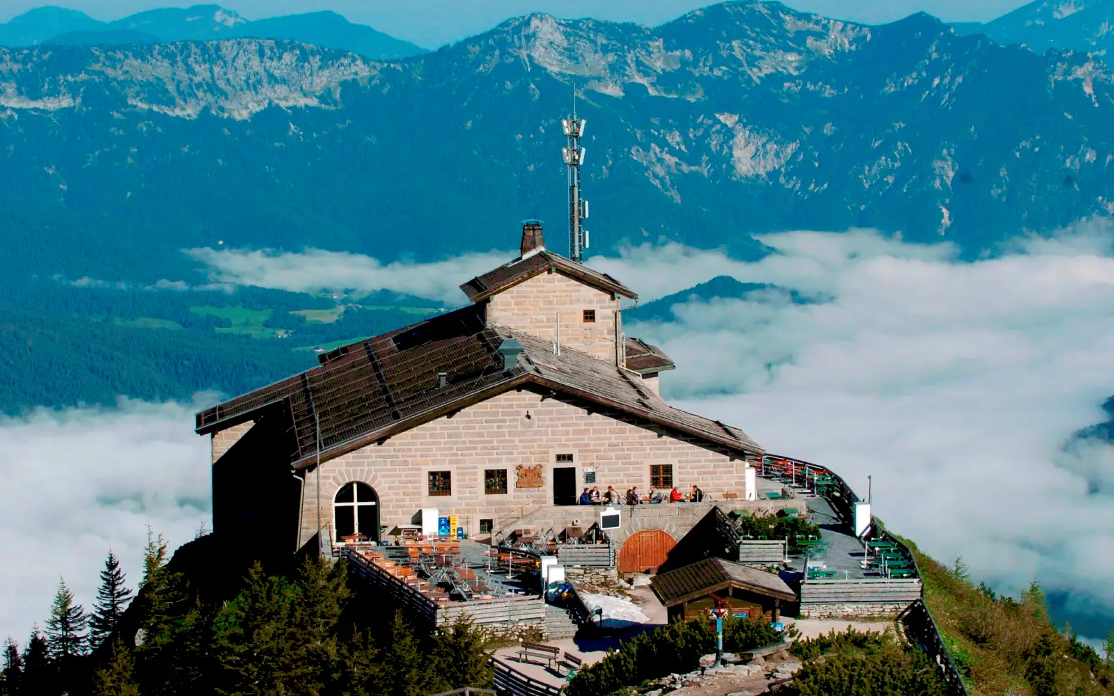 Fire breaks out at Hitler’s mountain retreat, suspect detained